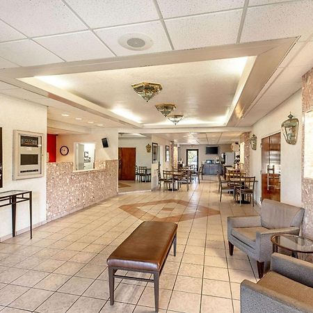 Econo Lodge Vero Beach - Downtown Exteriör bild